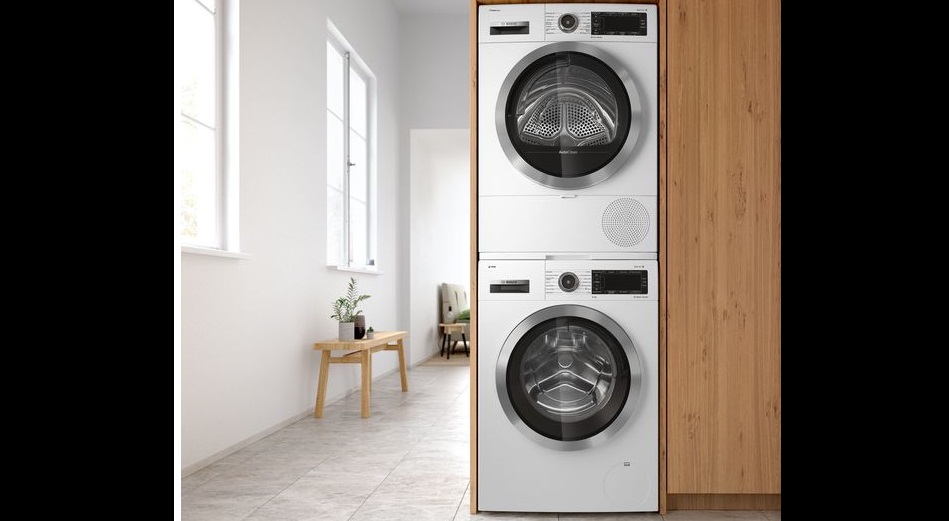 possibilité de placer une machine à laver et un sèche-linge Bosch