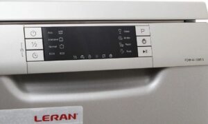 How to turn on the Leran dishwasher and start the wash