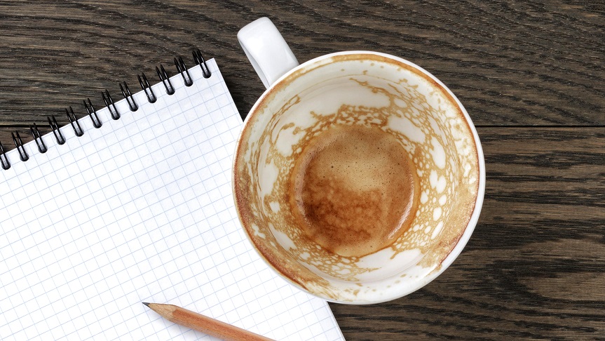 macchie di caffè su una tazza