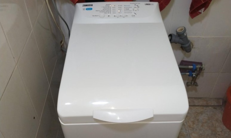 Machine ZANUSSI Lindo 100