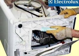 Disassembling the Electrolux top-loading washing machine