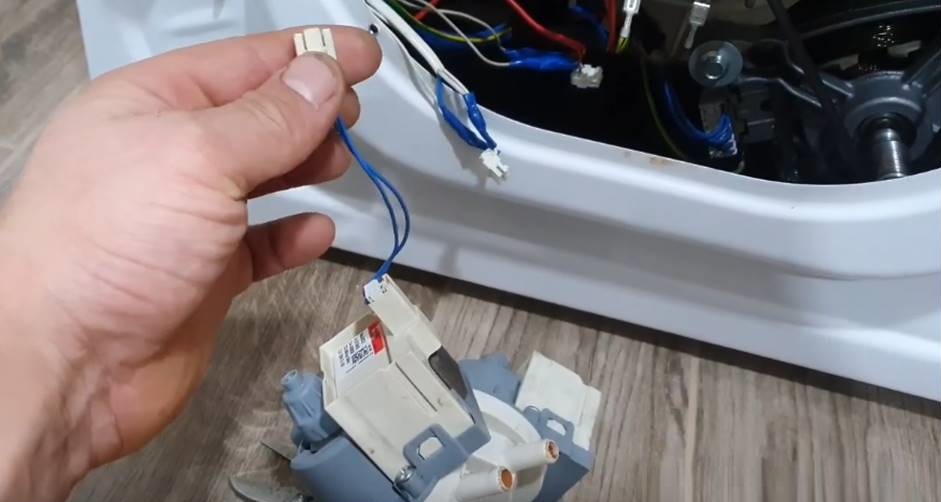 connect the pump of the Gorenje machine